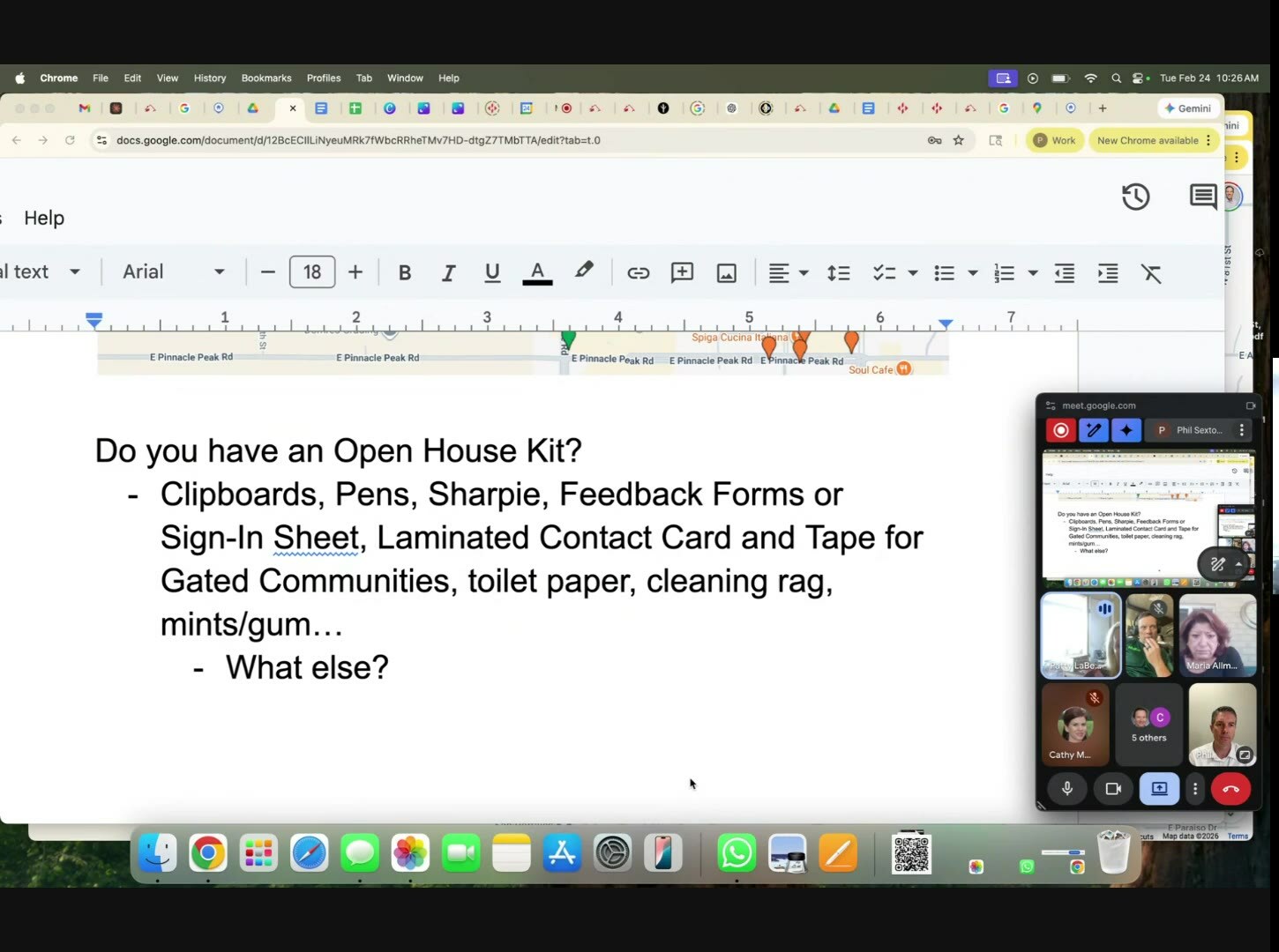 Class-notes slide: "Do you have an Open House Kit?" listing clipboards, pens, Sharpie, feedback forms or sign-in sheet, laminated contact card and tape for gated communities, toilet paper, cleaning rag, mints/gum